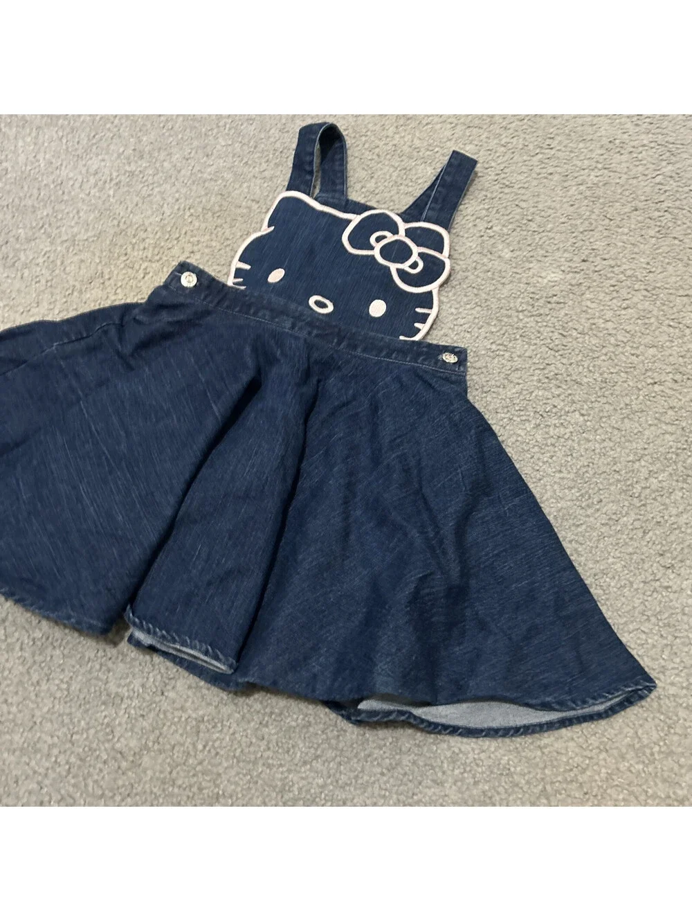 Hello Kitty Girl’s Sanrio Blue Denim Jean Jumper Dress Size 2T Adorable EUC